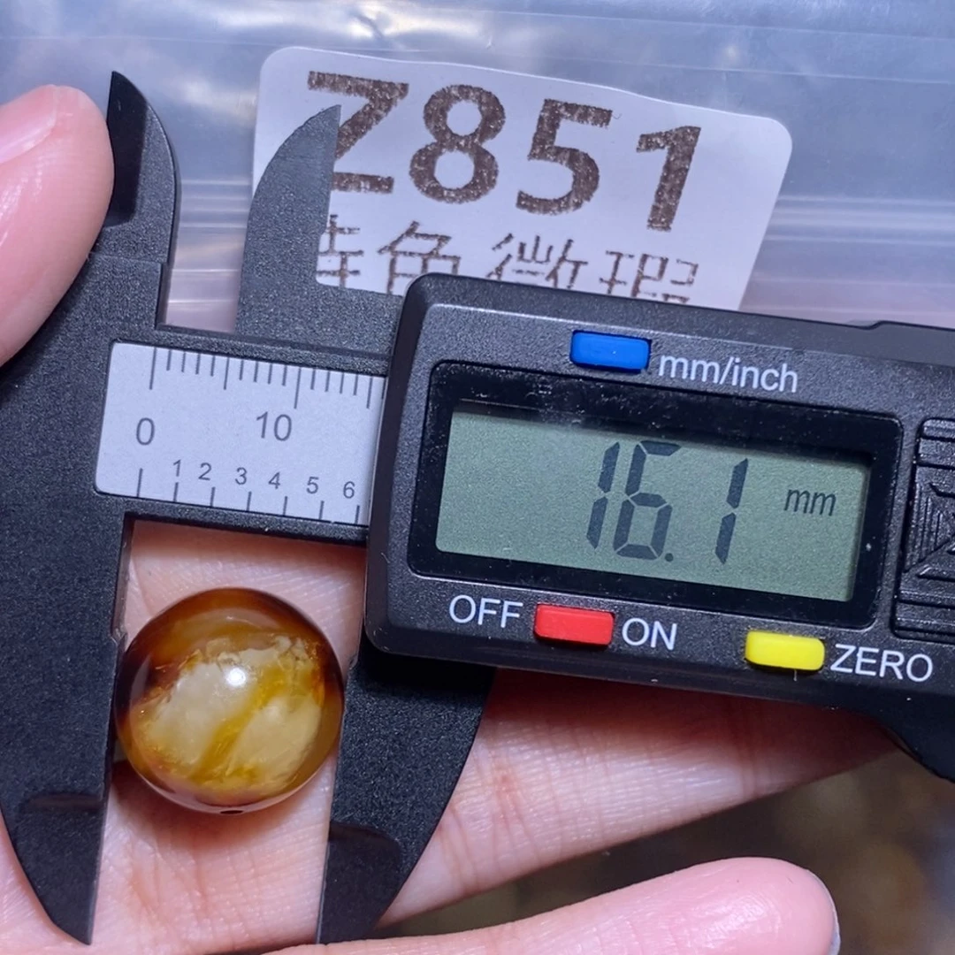 翟***长蜜蜡未镶嵌裸石未镶嵌琥珀蜜蜡裸石