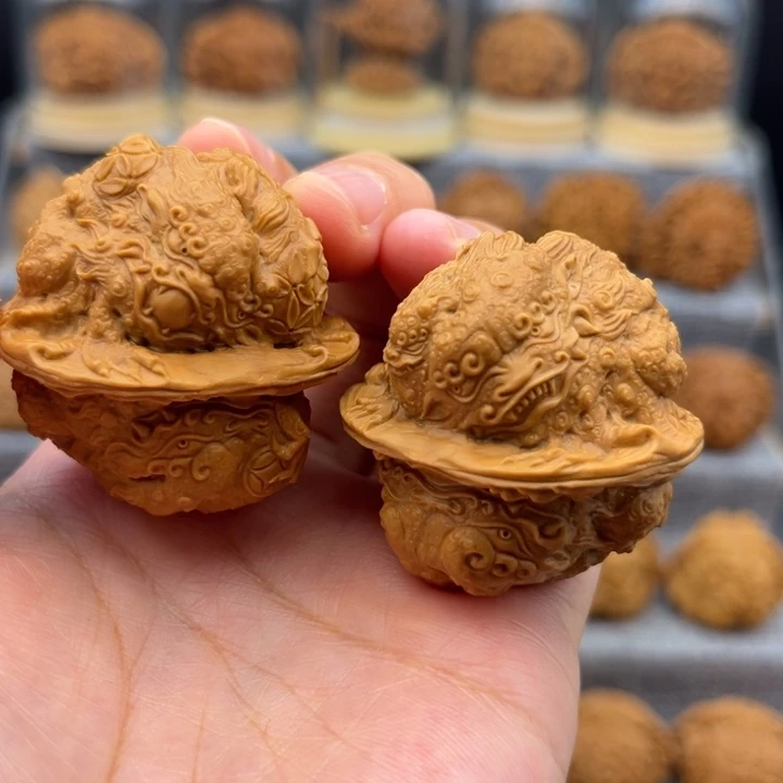 济***行把件文玩核桃1111111111111