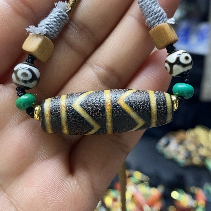 玛瑙/玉髓合金颈饰