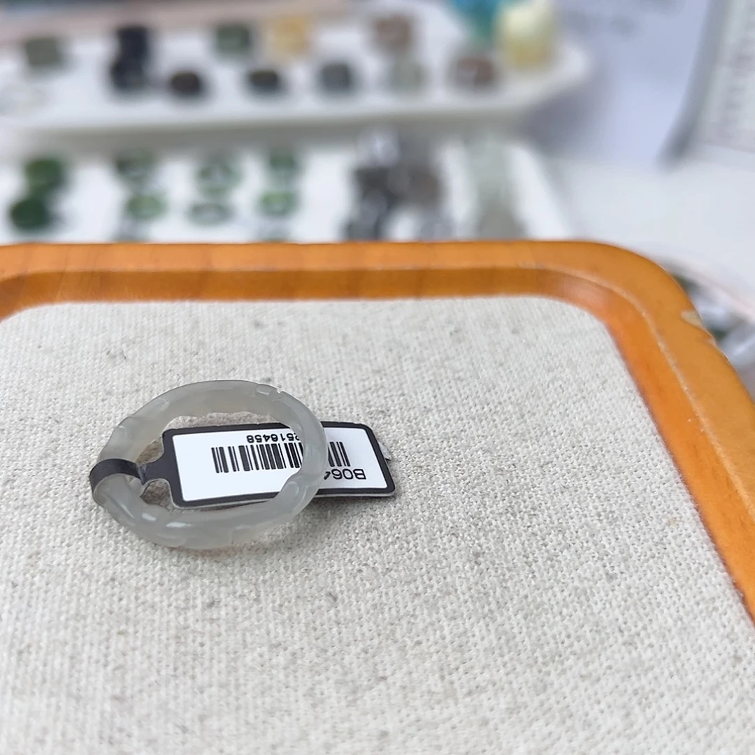 和田玉（糖玉）未镶嵌戒指k65 雕花细条 20.1 不退换