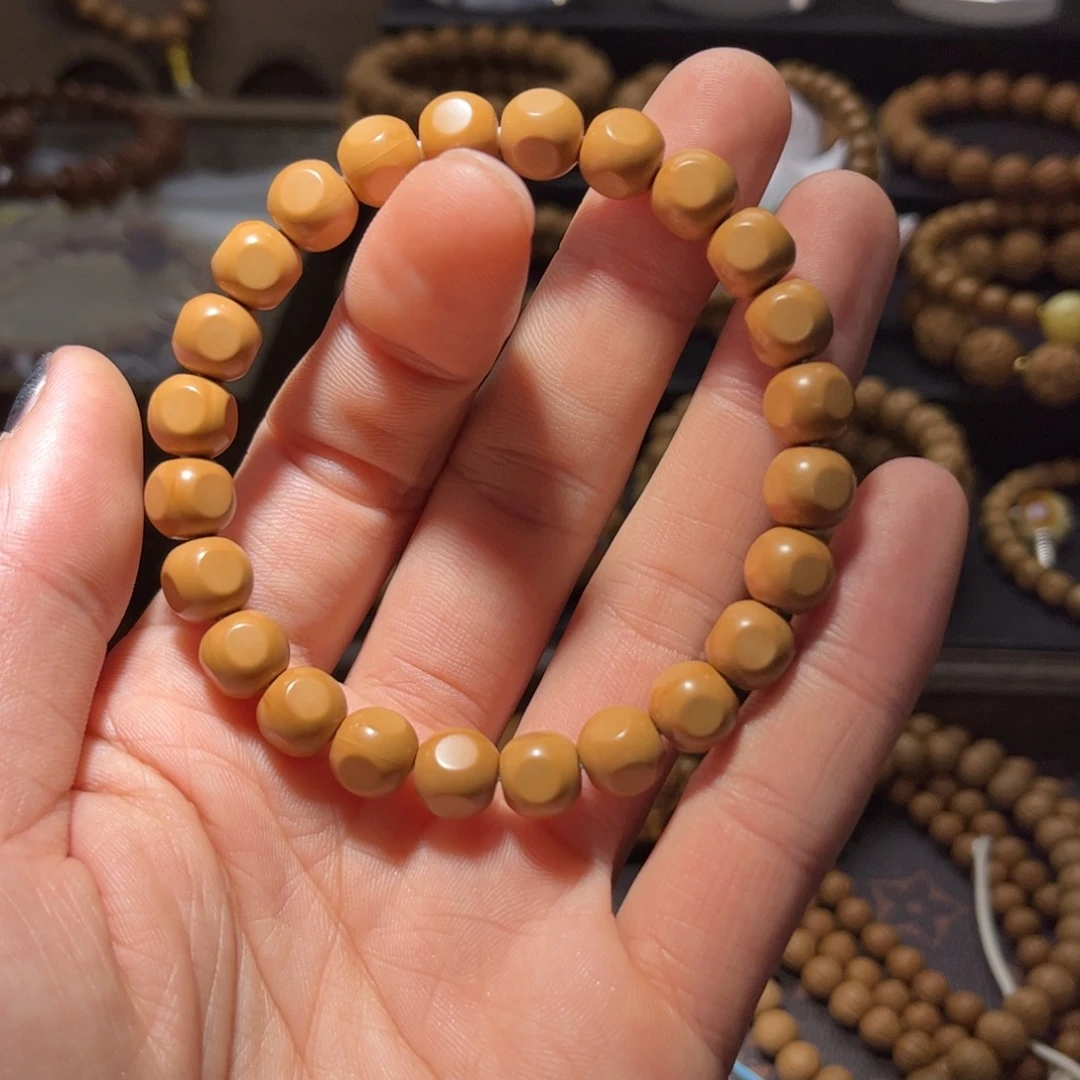 猴头核桃吊坠9+六方全品无瑕无药