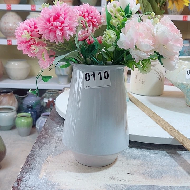 摆件陶瓷花瓶摆件口10 高20，0110