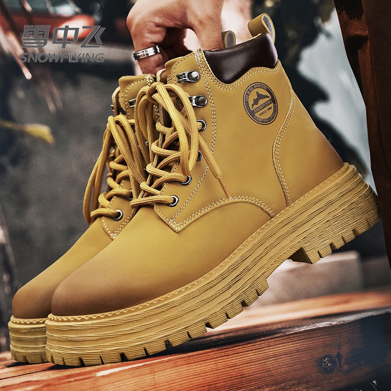 雪中飞马丁靴男款秋季复古皮面防水厚底耐磨英伦美式踢不烂大黄靴