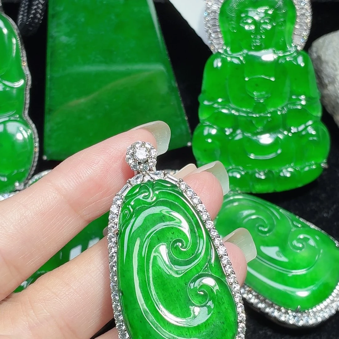 翡翠银S925镶嵌颈饰