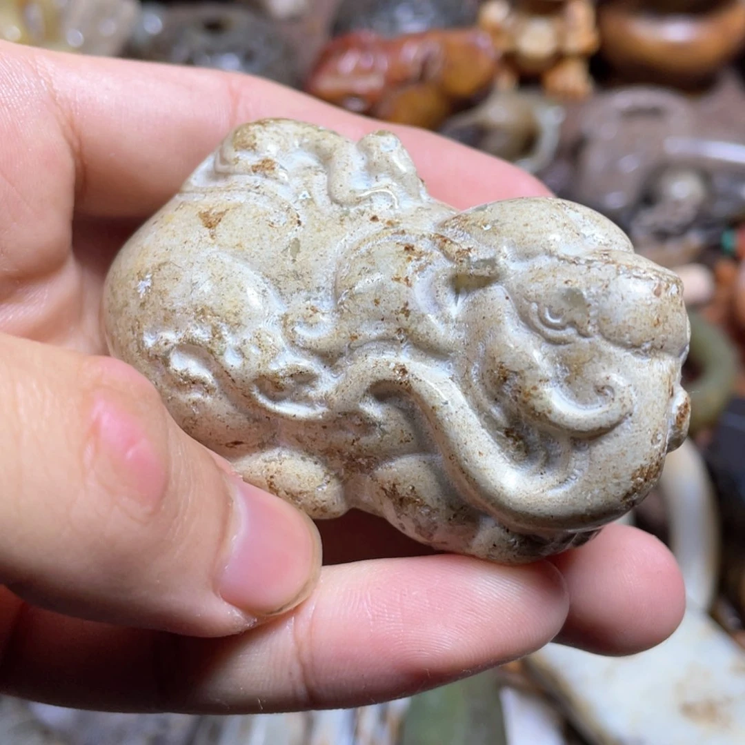 未镶嵌和田玉（糖玉）挂件