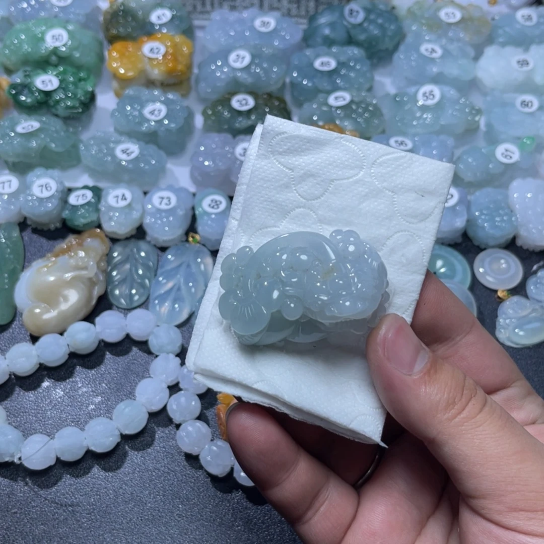 定制翡翠未镶嵌天然