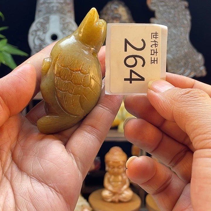 和田玉（糖玉）未镶嵌挂件