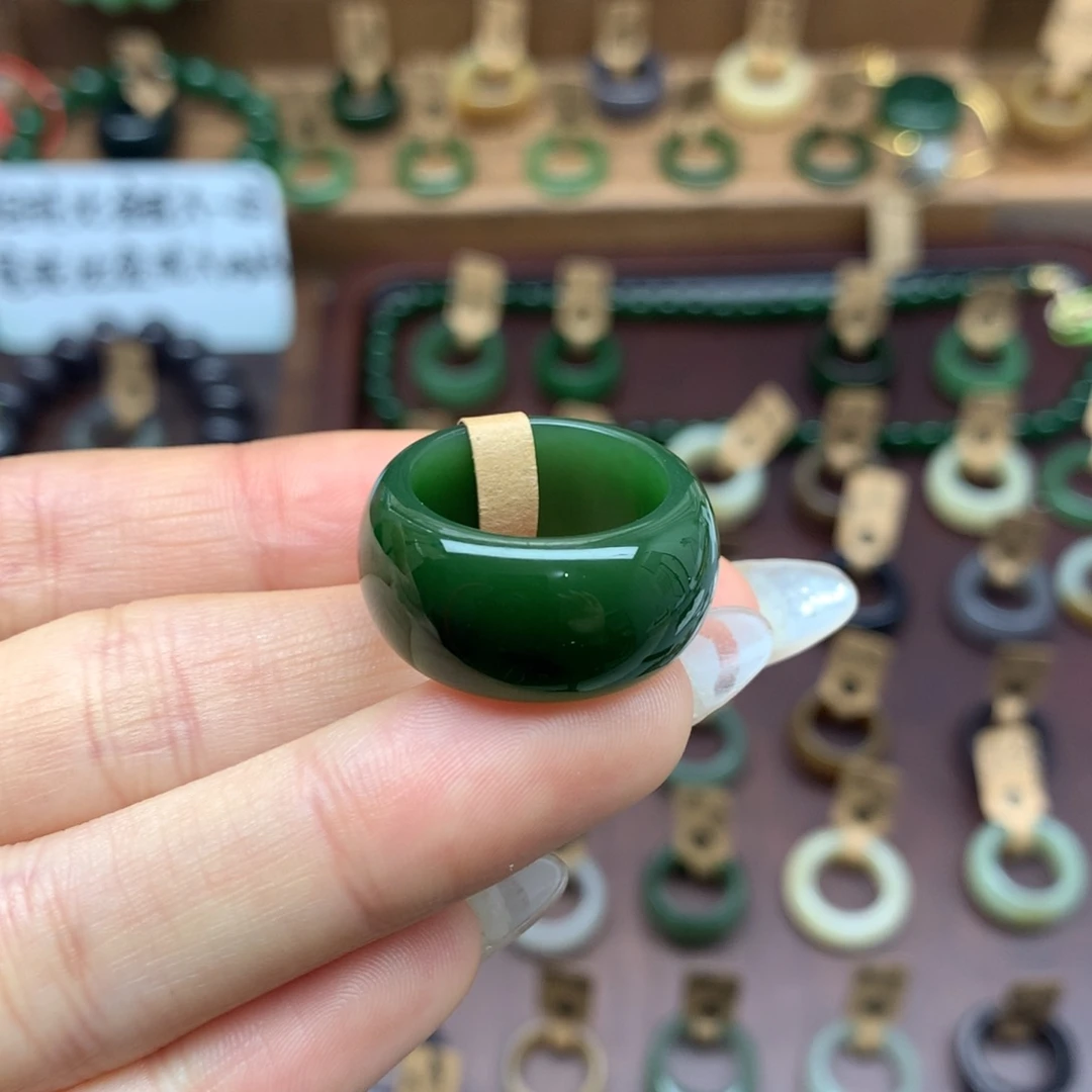 和田玉戒指未镶嵌