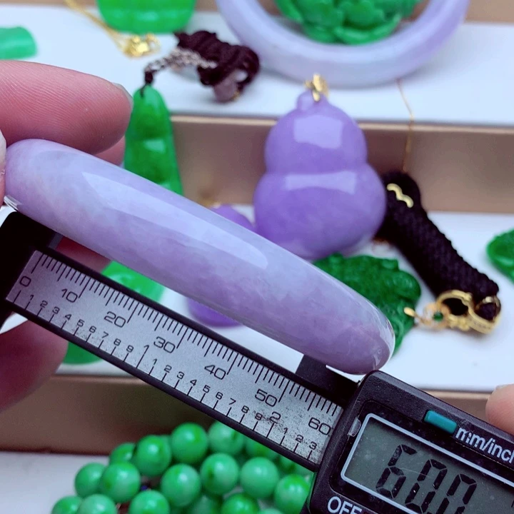 翡翠未镶嵌手镯．．．．