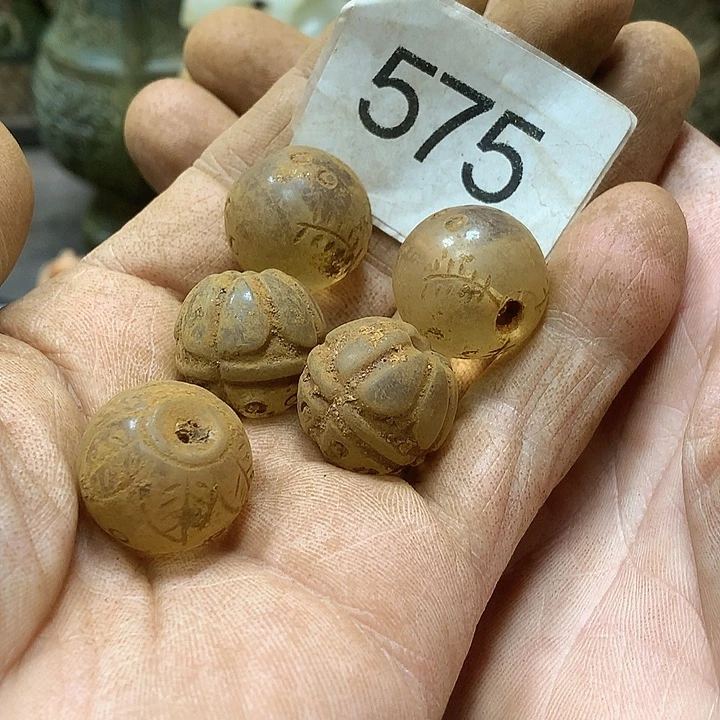 未镶嵌和田玉挂件东**菲