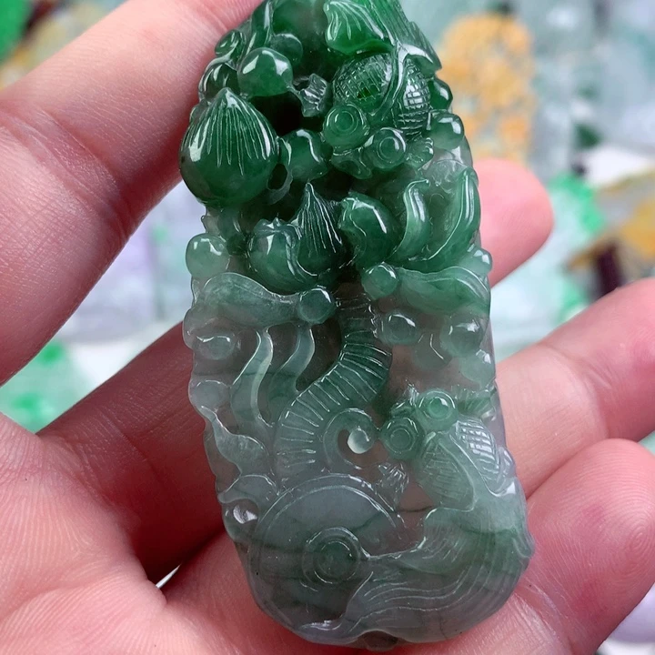 吊坠(不含链)未镶嵌翡翠