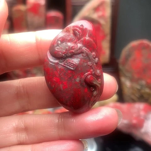 昌化石圣*昌化鸡血石挂件