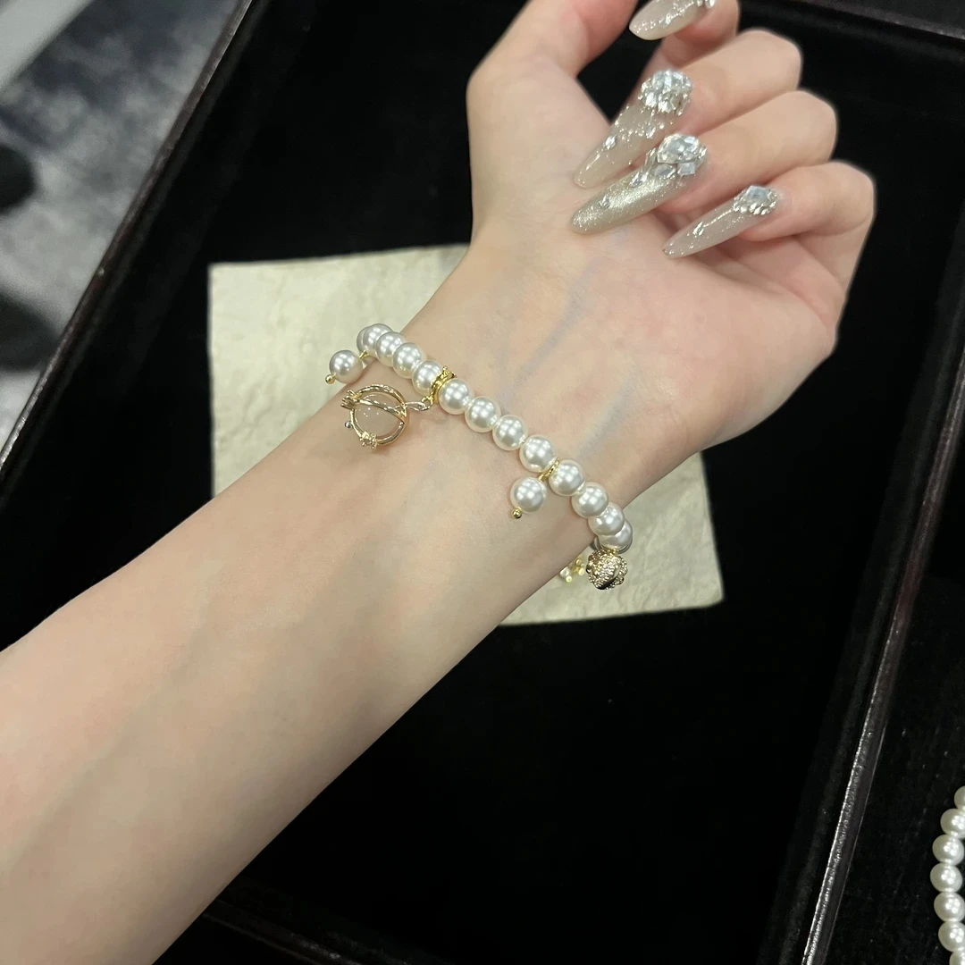 D265 「粉妆」6mm贝珠轻奢设计款手串 多样性发一