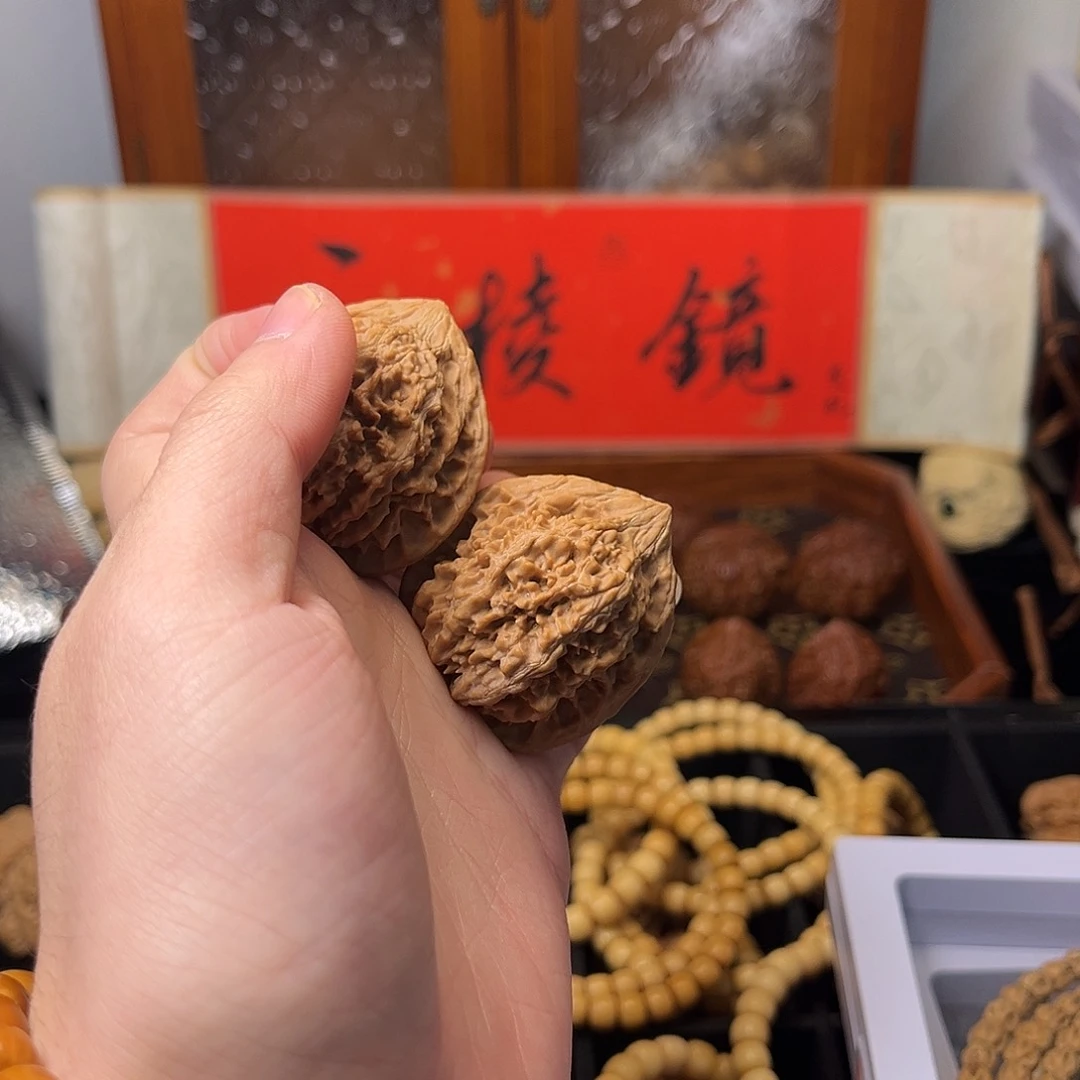 桃核吊坠Q三棱镜q姐专属满天星