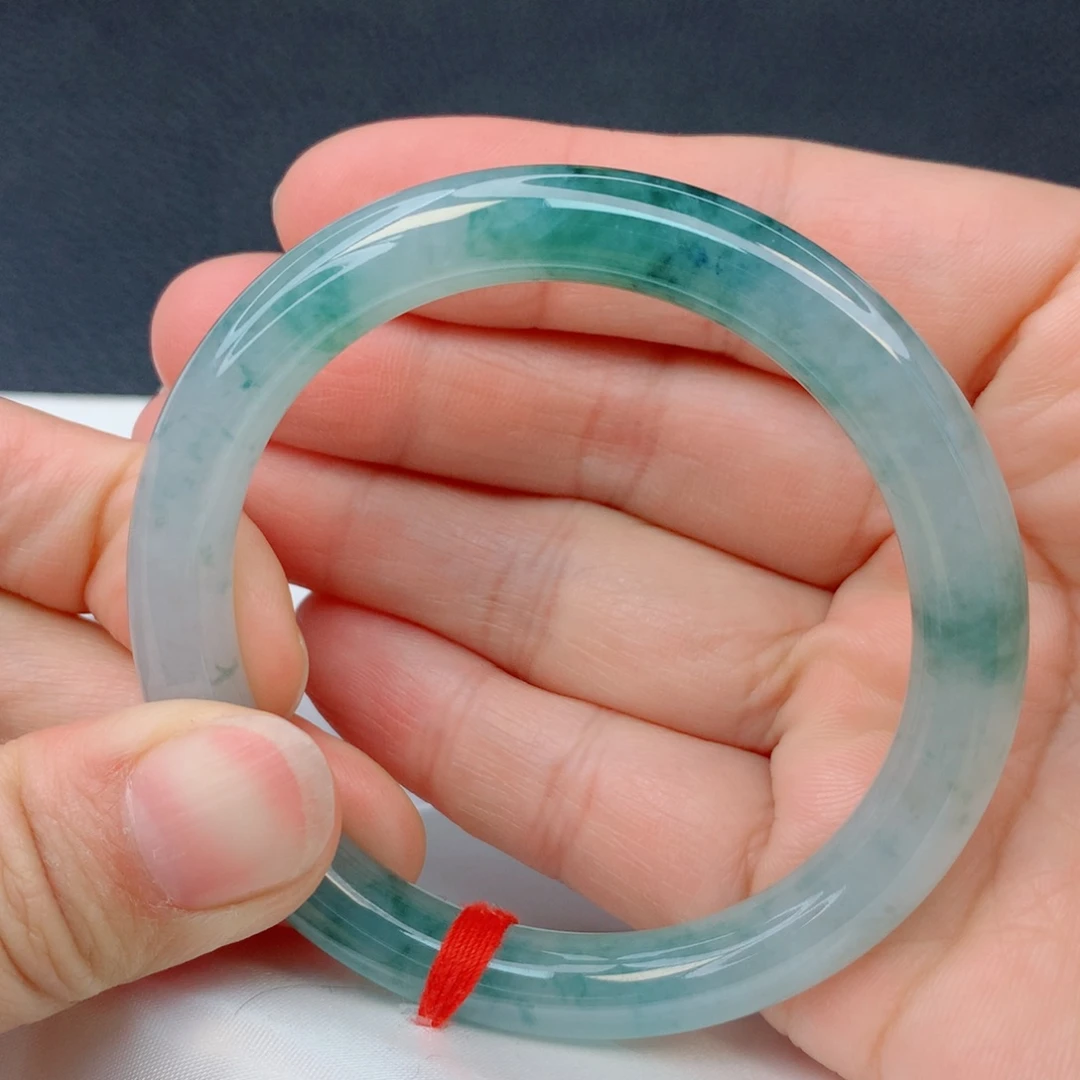 翡翠未镶嵌手镯51圈