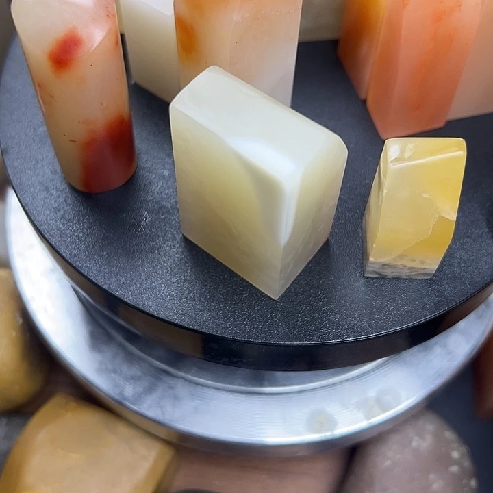 既***喜寿山石印石老挝老挝