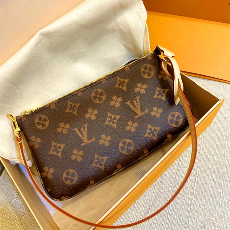 香港品牌2025新款夏季手提斜跨麻将包包轻奢时尚百搭女士包包复古