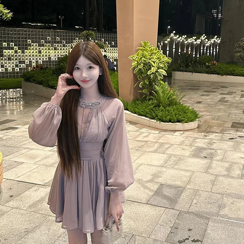 素铂舟舟【紫色韵味】法式名媛镶钻链V领灯笼长袖收腰连衣裙