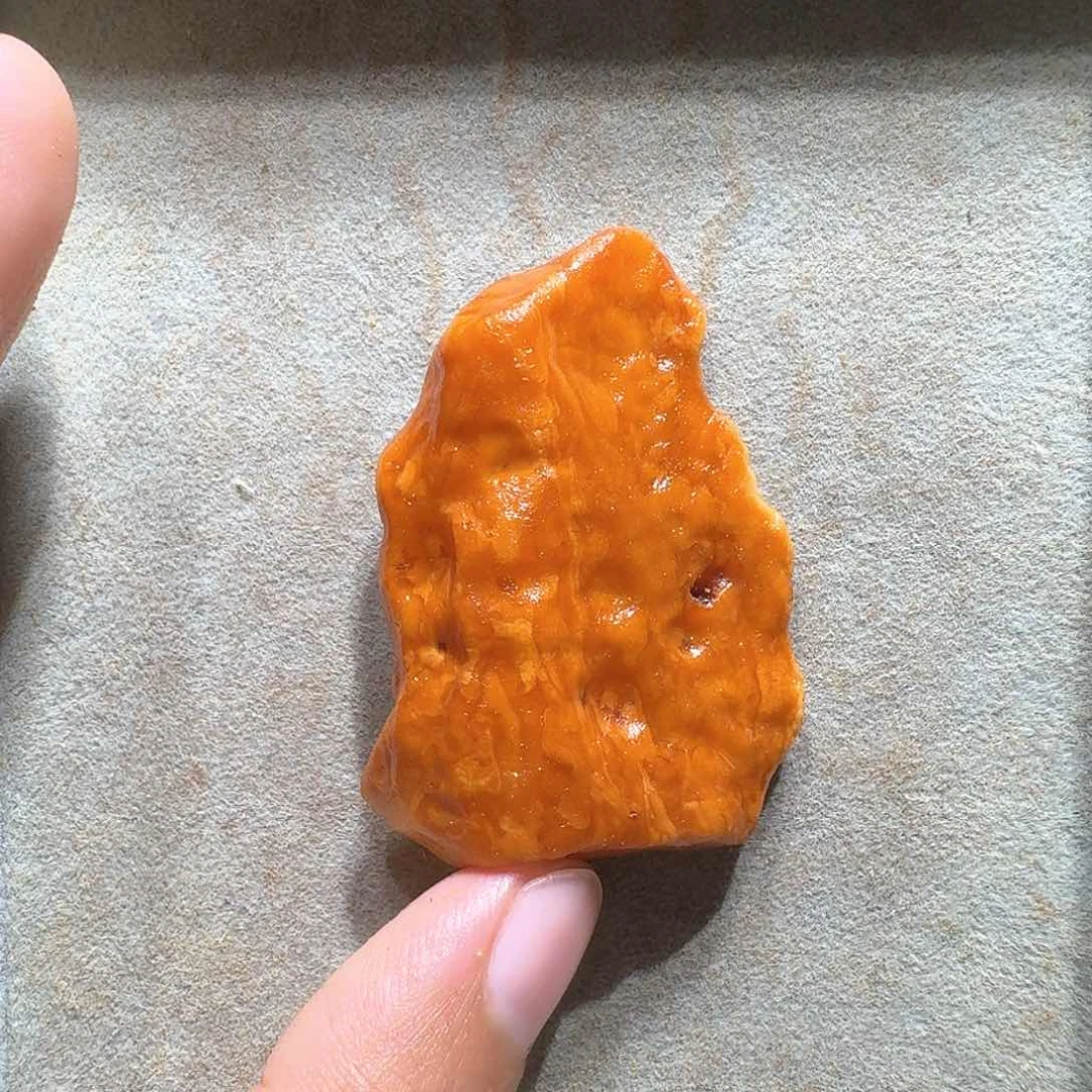 定制琥珀未镶嵌定制