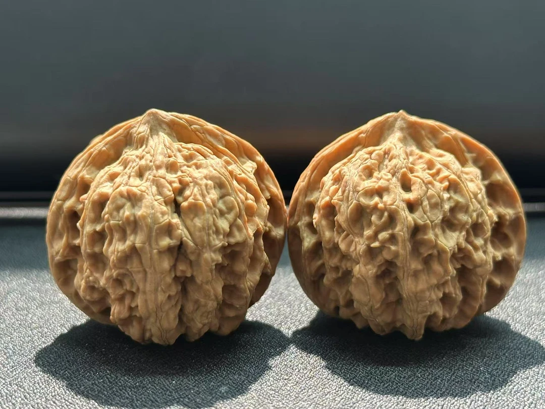 精品邢台一代《女娲石》文玩核桃