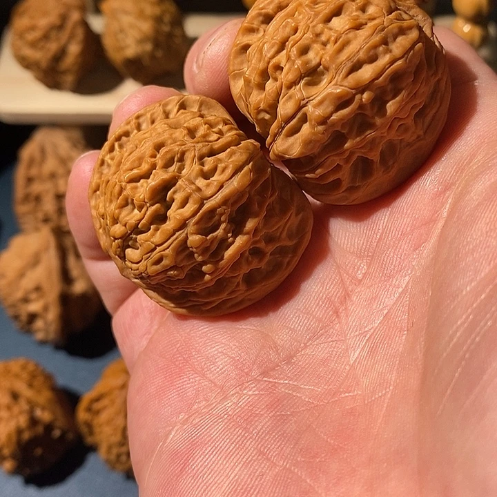 文玩核桃把件40磨盘