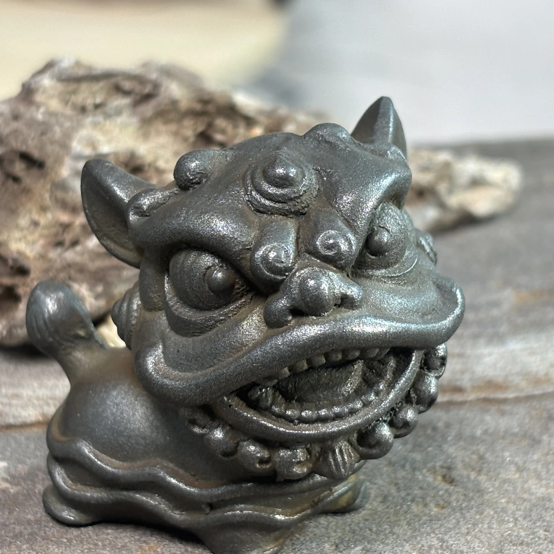 铁艺摆件小舞狮艺术可爱小狮子高级小众办公摆件装饰工艺收藏品