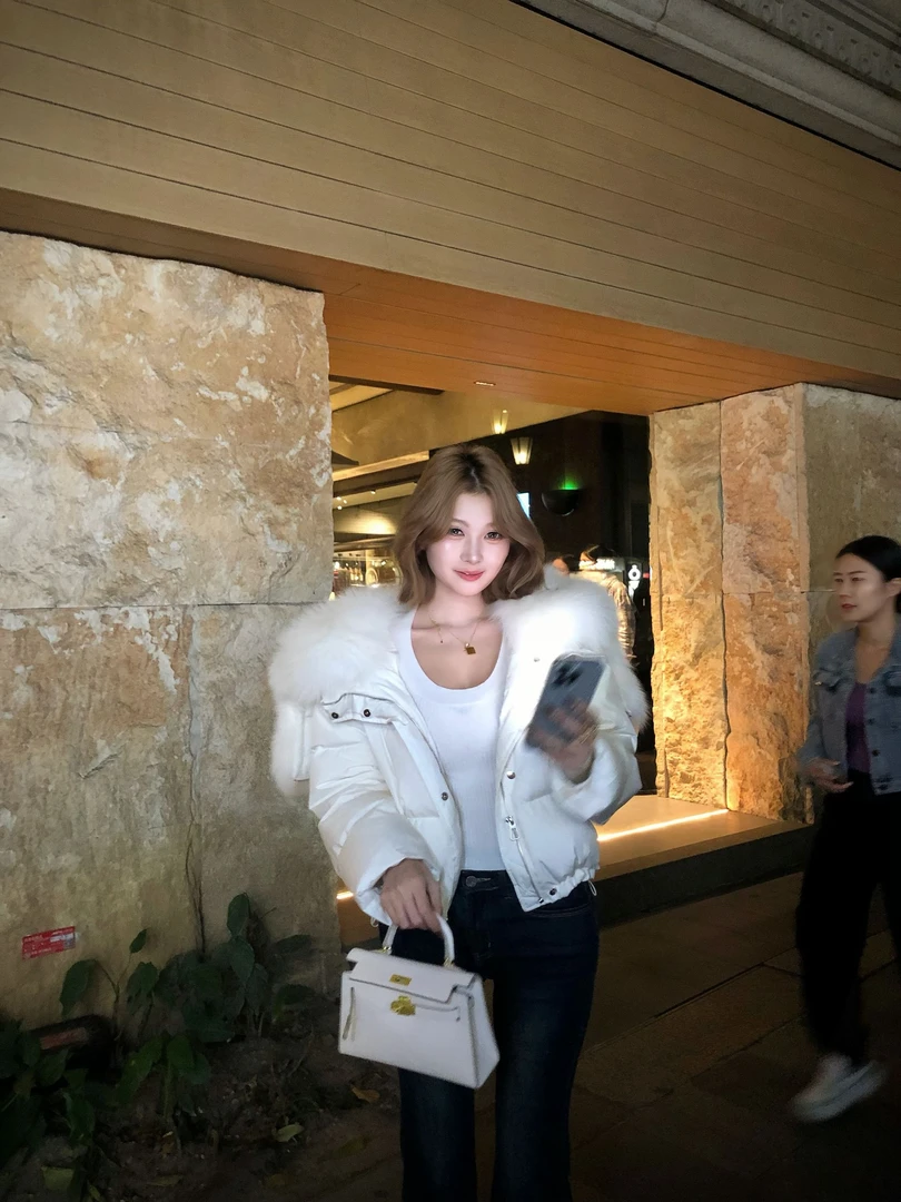 YUGEZHANG【初雪】狐狸毛90白鸭绒加厚短款白色羽绒服外套