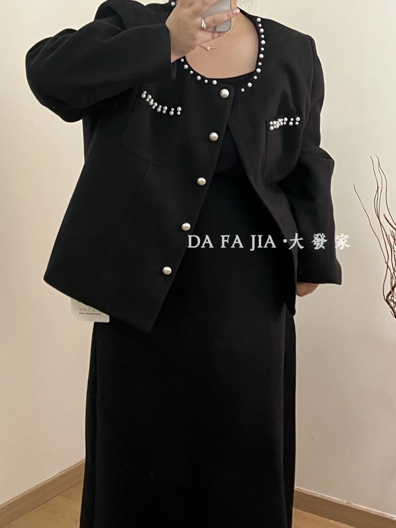 珍珠夹棉小香风外套