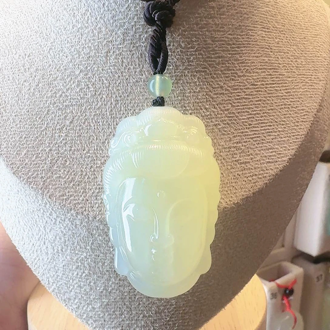 蛇纹石玉白月光佛头未镶嵌