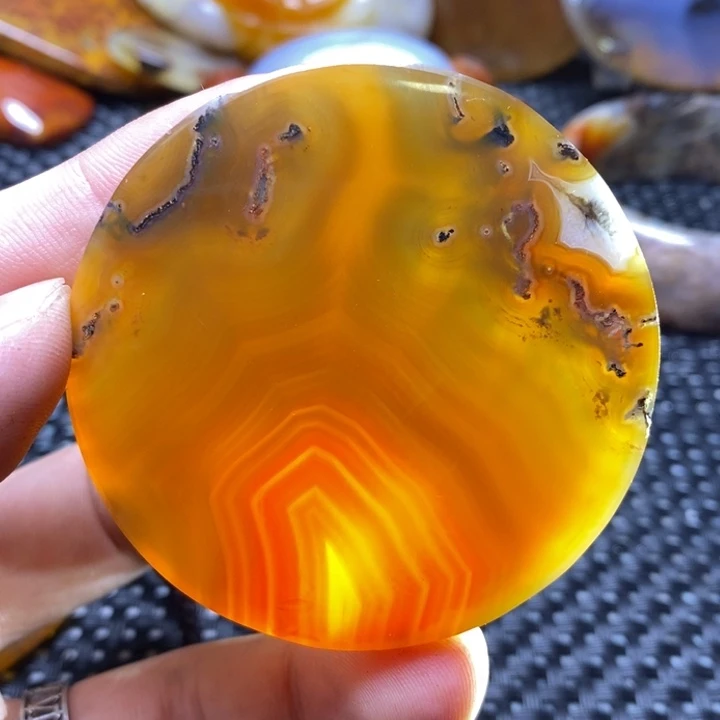 玛瑙/玉髓颈饰未镶嵌奈*