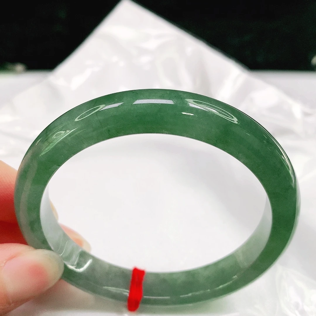 翡翠手镯未镶嵌30 号翡翠手镯