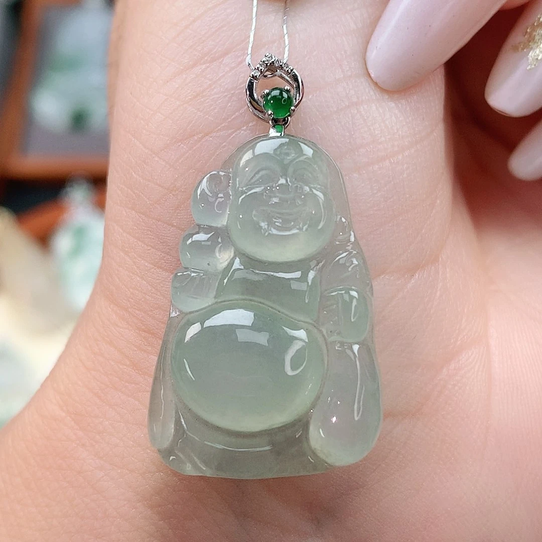 颈饰18K金镶嵌翡翠佛公