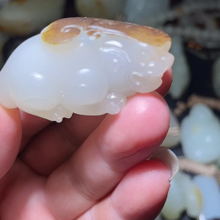 O***y颈饰未镶嵌和田玉