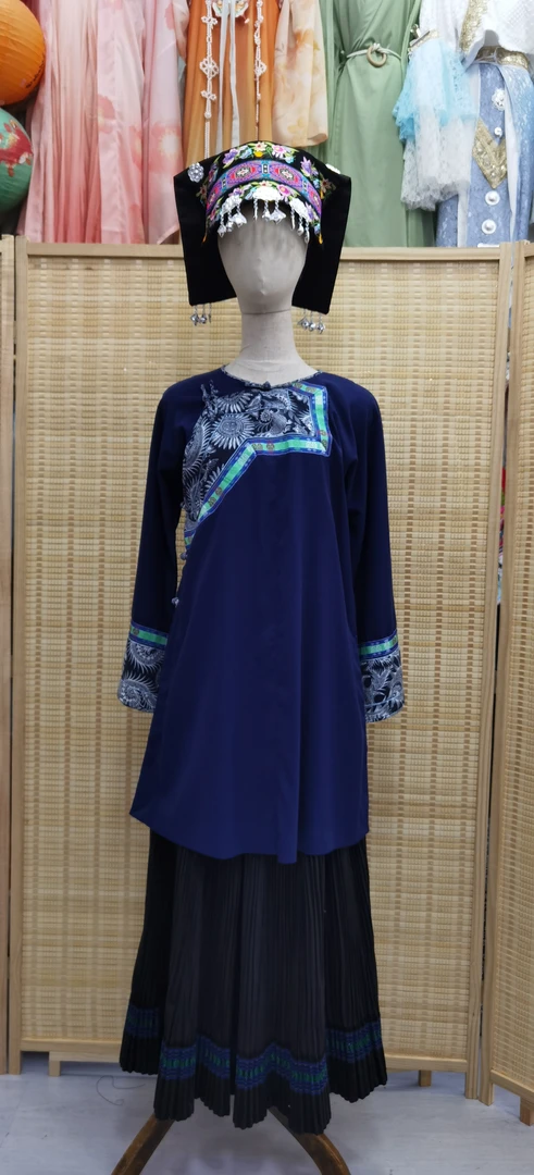 蜡柒素款苗服民族服装英姐苗服