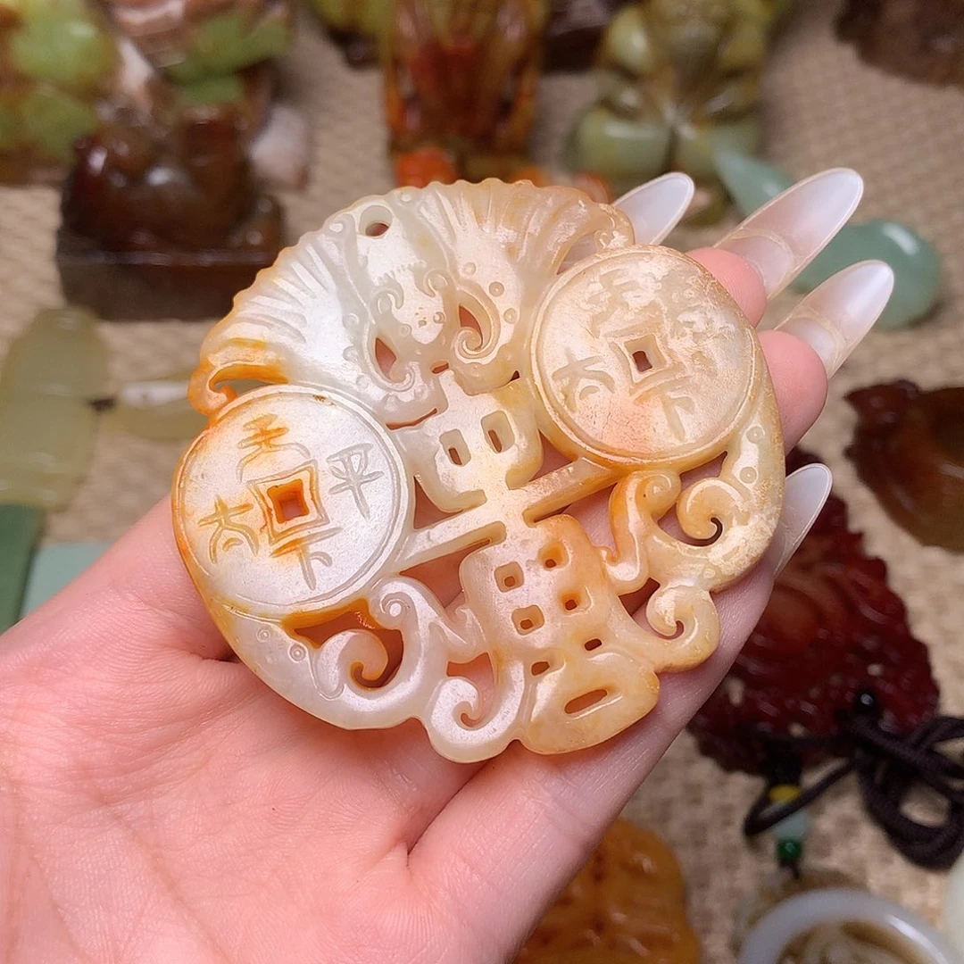 未镶嵌蛇纹石玉颈饰