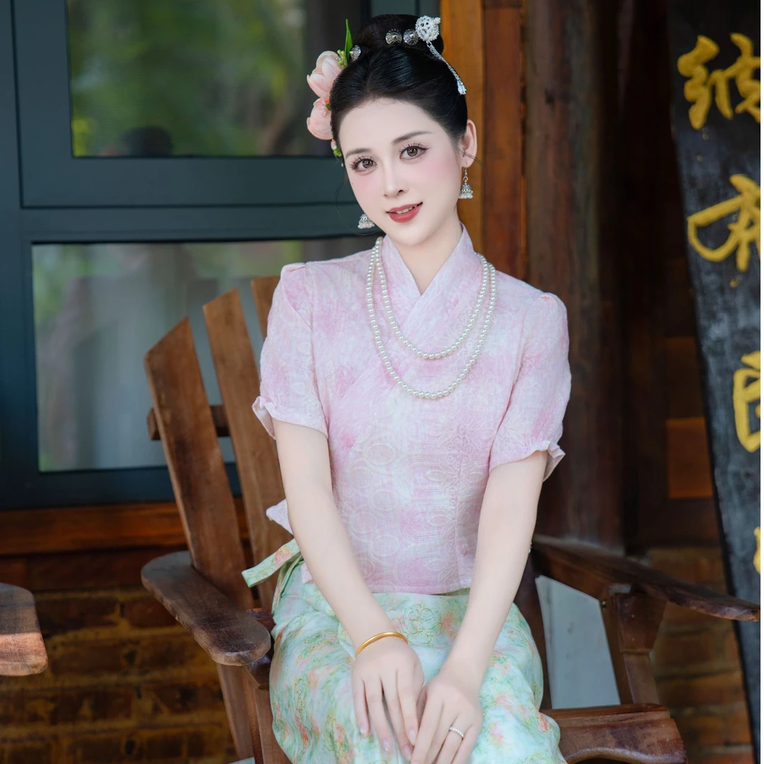 子依小店新款【樱落】浅粉色收口袖上衣半身绿色碎花系带裙福利款