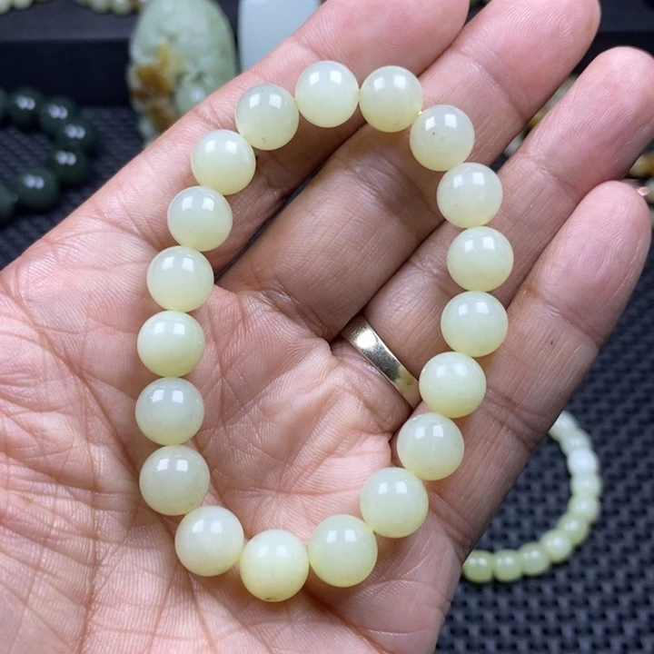 和田玉未镶嵌手串