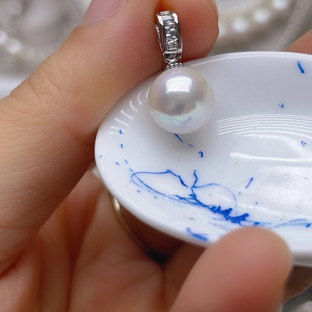 淡水珍珠吊坠或者耳钉未镶嵌