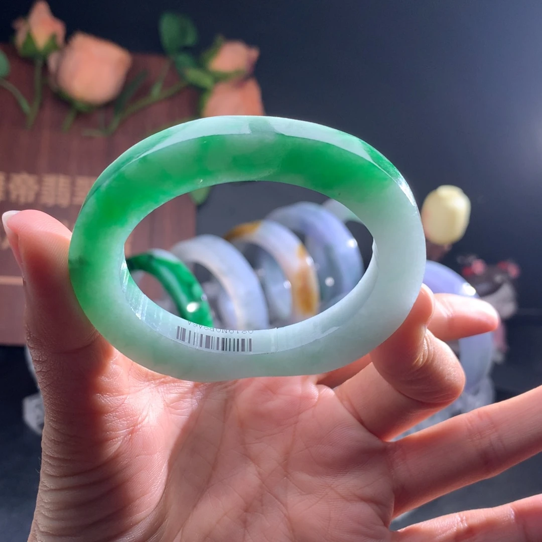 定制翡翠手镯未镶嵌