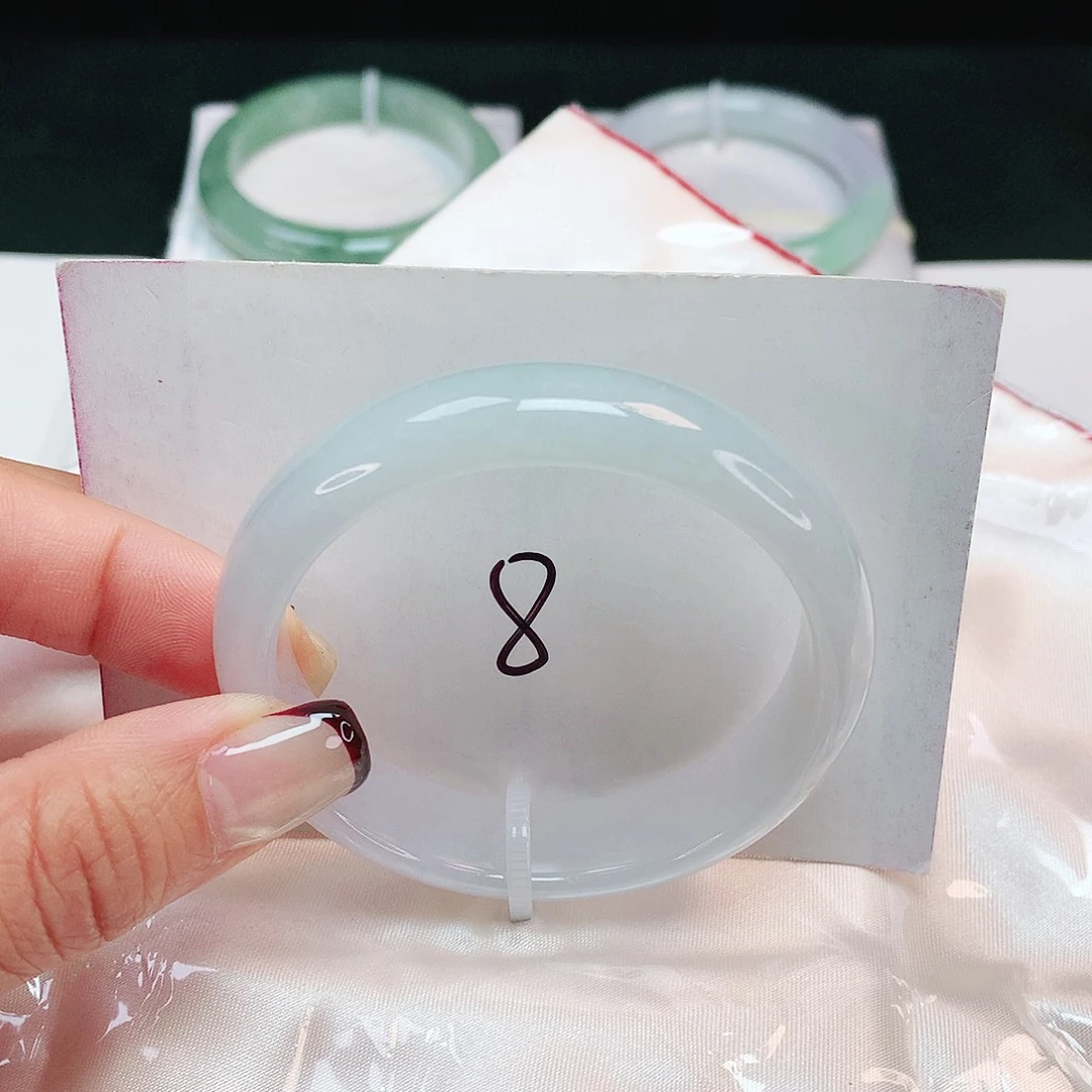 翡翠未镶嵌手镯 正圈51