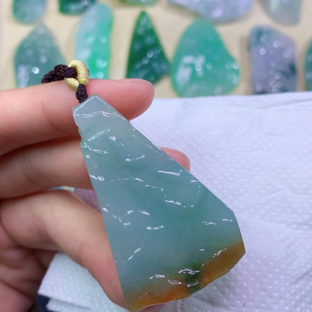 翡翠未镶嵌吊坠(不含链)