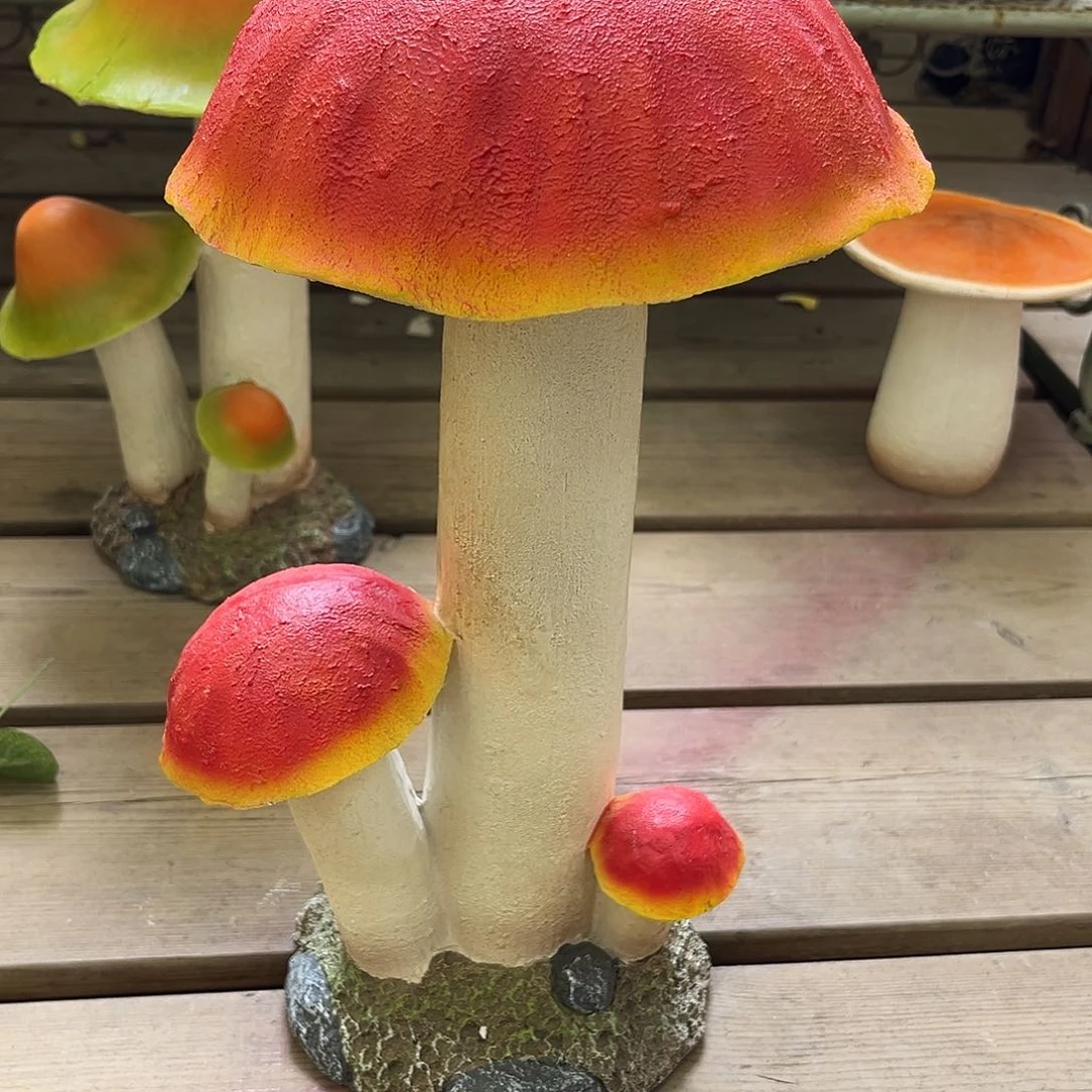 合成树脂沙*妈蘑菇三头