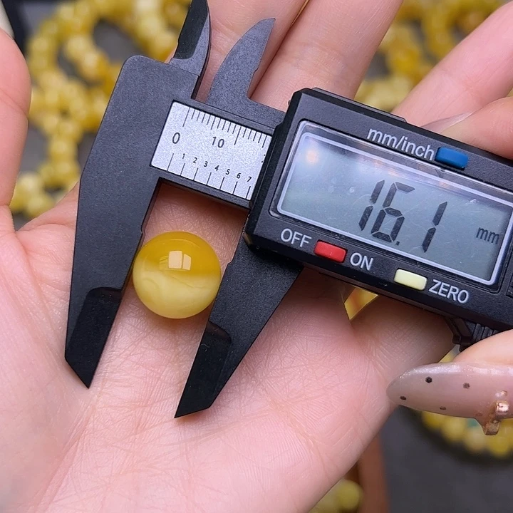 琥珀未镶嵌裸石溏心蛋