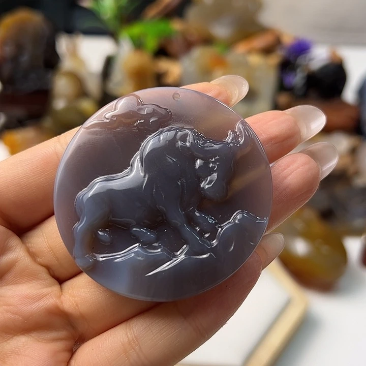 玛瑙/玉髓颈饰合金