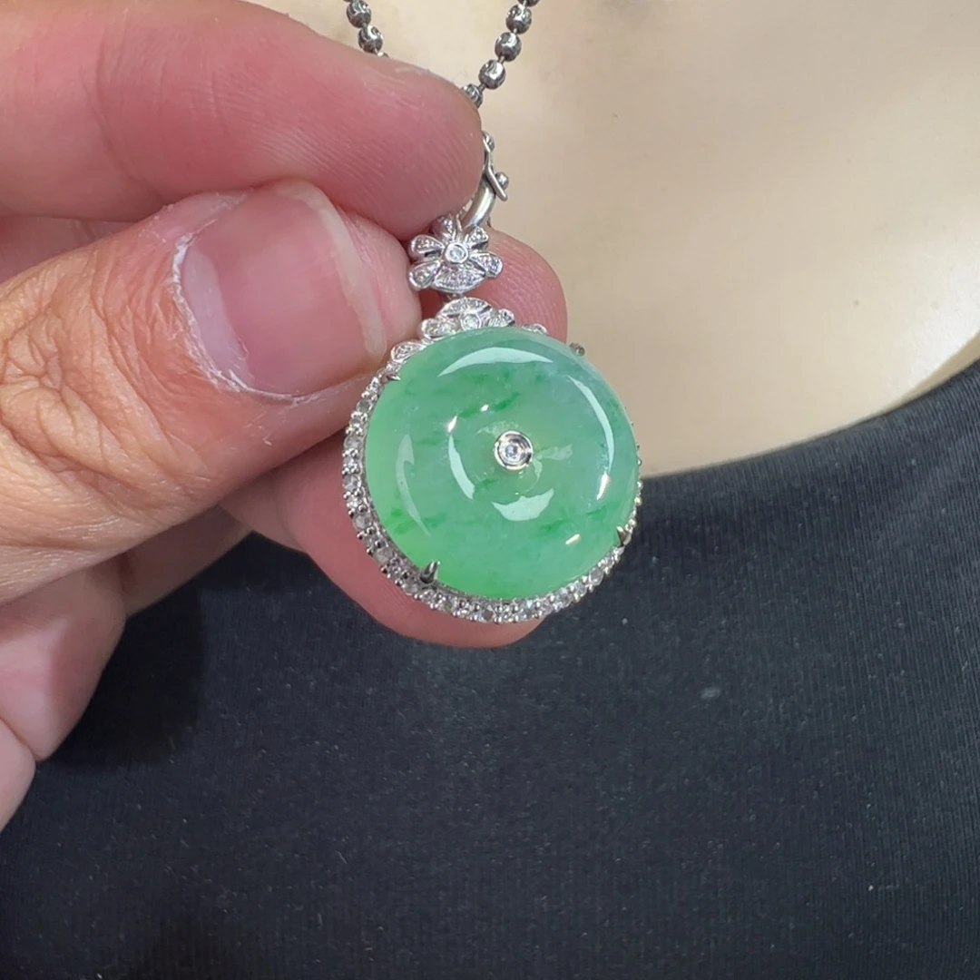 翡翠18K金镶嵌吊坠(不含链)