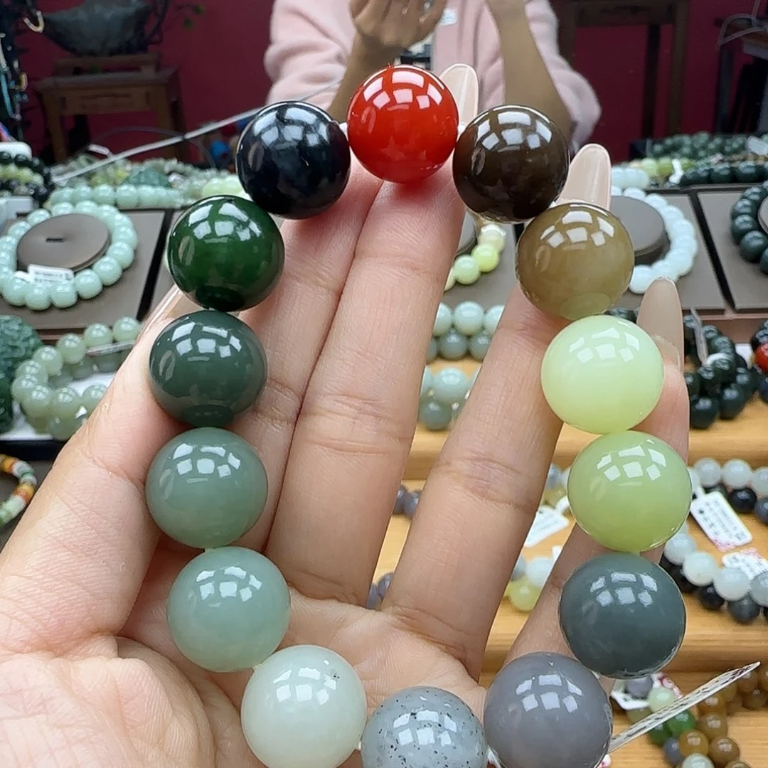 和田玉未镶嵌手串