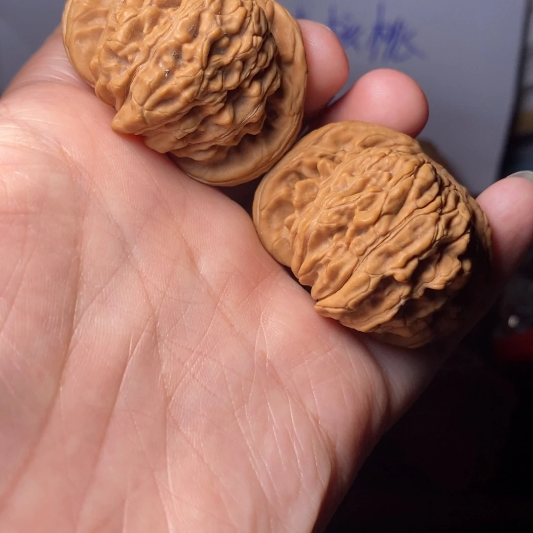 文玩核桃吊坠四座楼