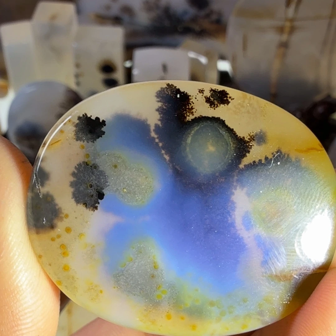 玛瑙/玉髓未镶嵌珠宝半成品