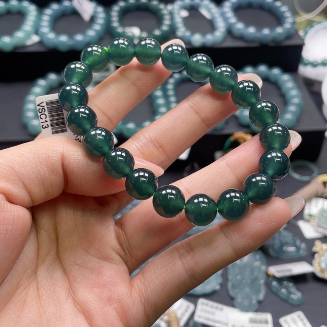 翡翠未镶嵌颈饰卡10