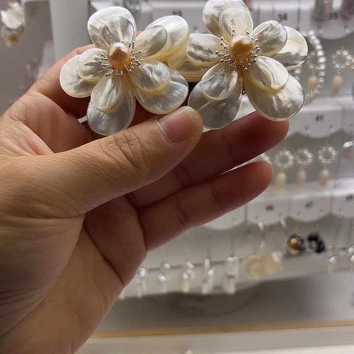 淡水珍珠发夹未镶嵌